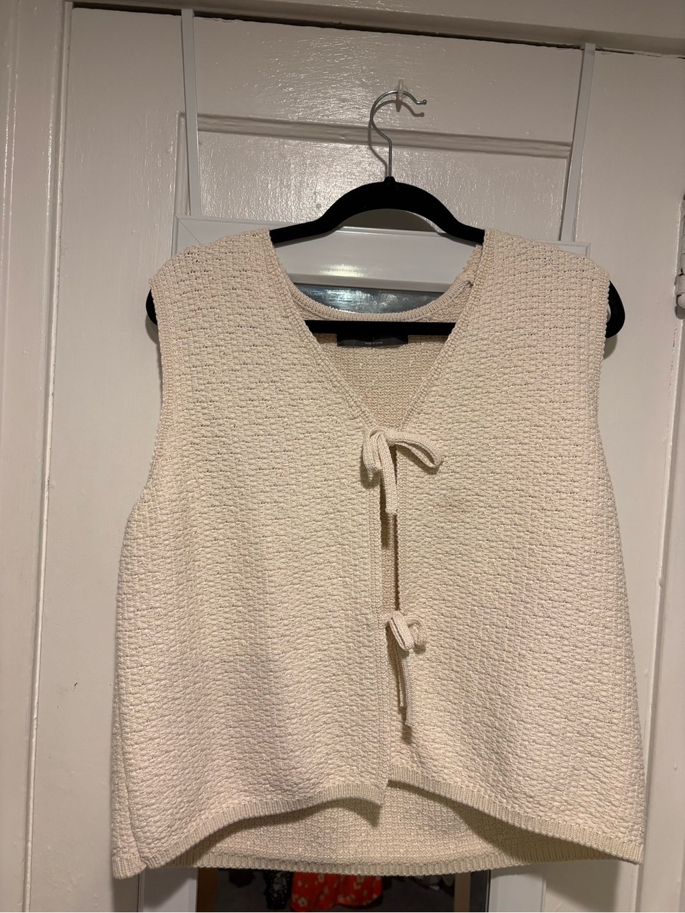 Primark Cream V-Neck Knit Tie-Front Sweater Vest